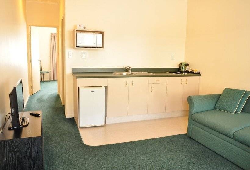 Апартаменты 1 Спальня, O Reillys Motel