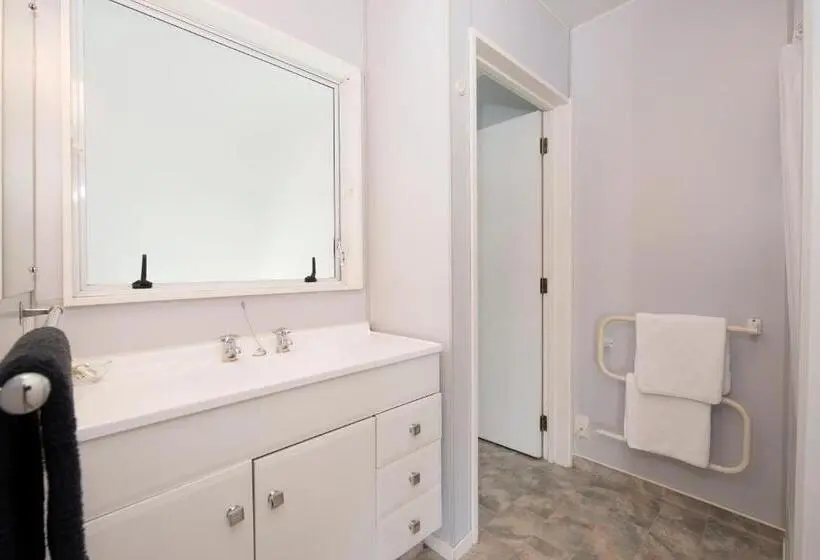 استودیوی لوکس, Waimarie On Riverside Motel & Apartments