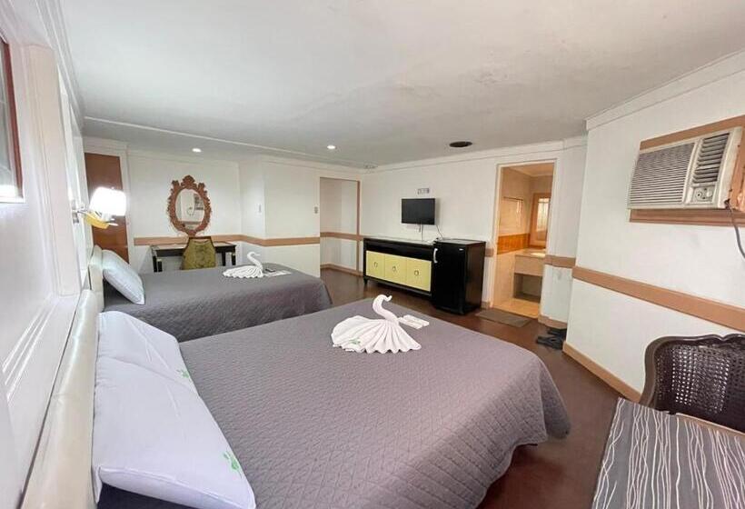 Studio Superior, Town And Country Hotel V Mapa