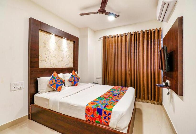 Deluxe Rum, Super Capital O Sigma Cricotel