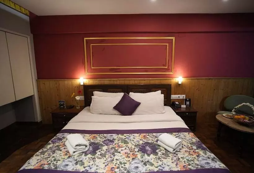 デラックスルーム, Mount Conifer Suites & Spa