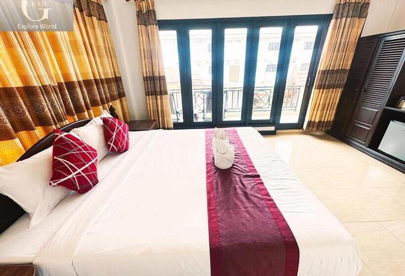 חדר דלוקס עם מרפסת, Vang Vieng Central