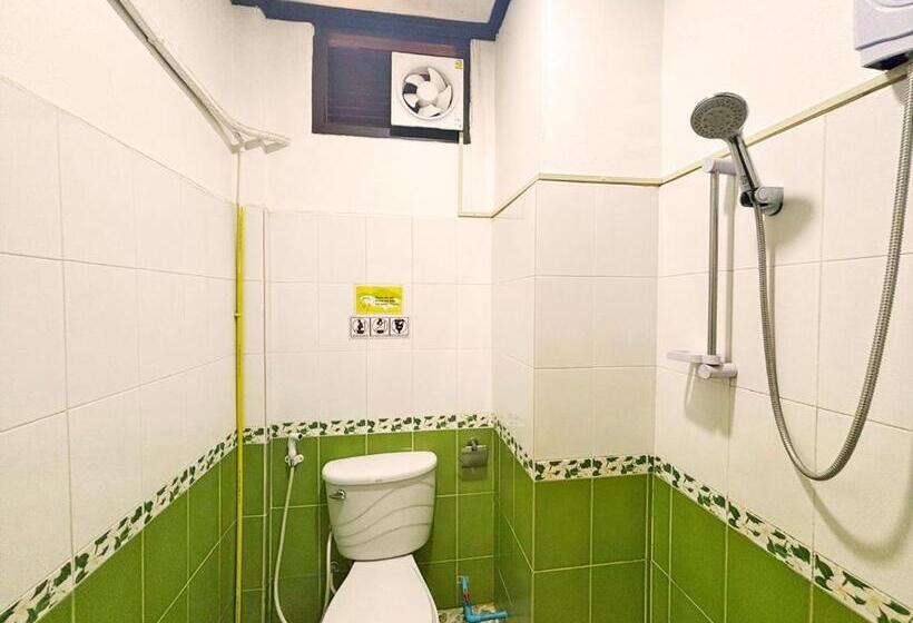 חדר סופריור לשלושה, Vang Vieng Central