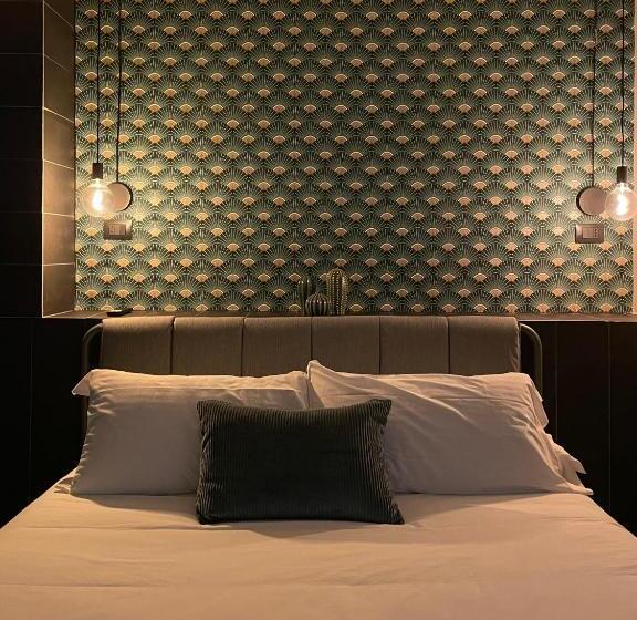 اتاق لوکس چهار تخته, Rb Suites Napoli