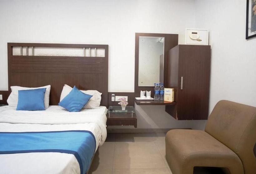 חדר סופריור, Sapphire Regency