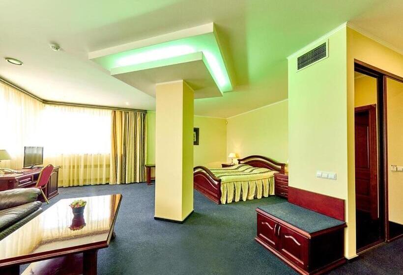 سوییت لوکس, Sfinksas