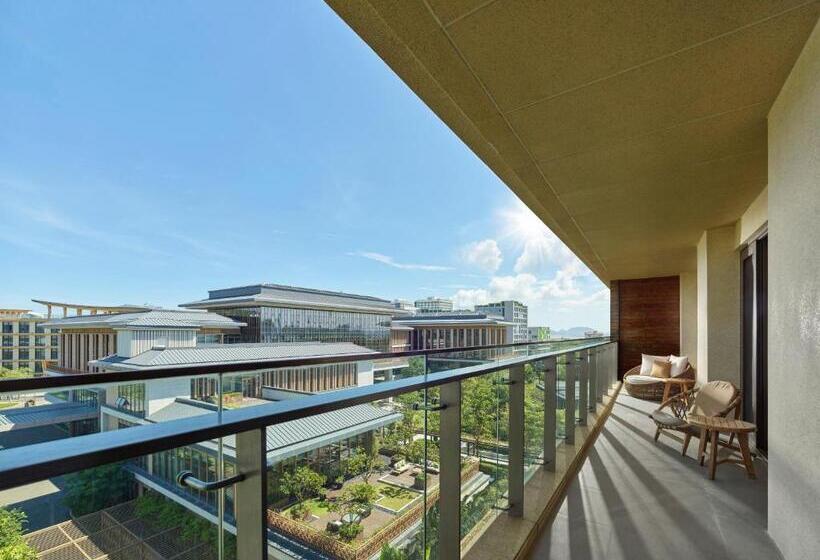 Люкс 2 Спальни, Angsana Zhuhai Hengqing