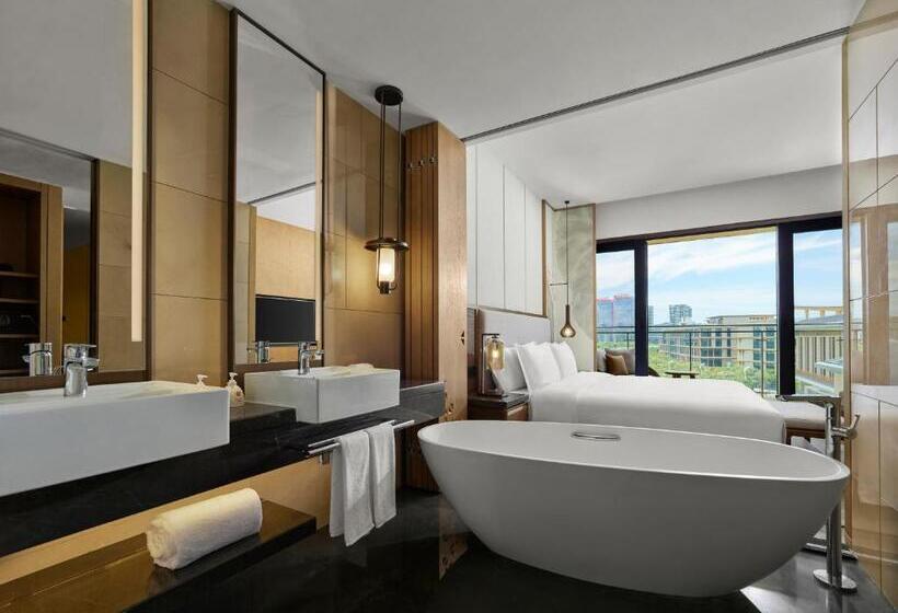 Люкс 2 Спальни, Angsana Zhuhai Hengqing