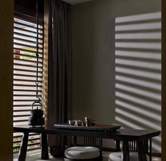 Вилла 2 Спальни, Angsana Zhuhai Hengqing