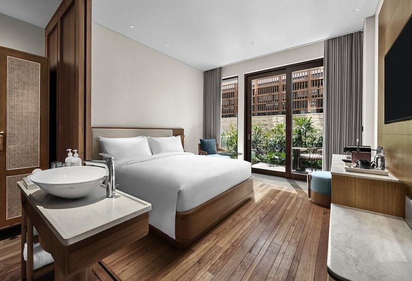 Люкс Вид на Сад, Holiday Inn Resort Bali Canggu, An Ihg