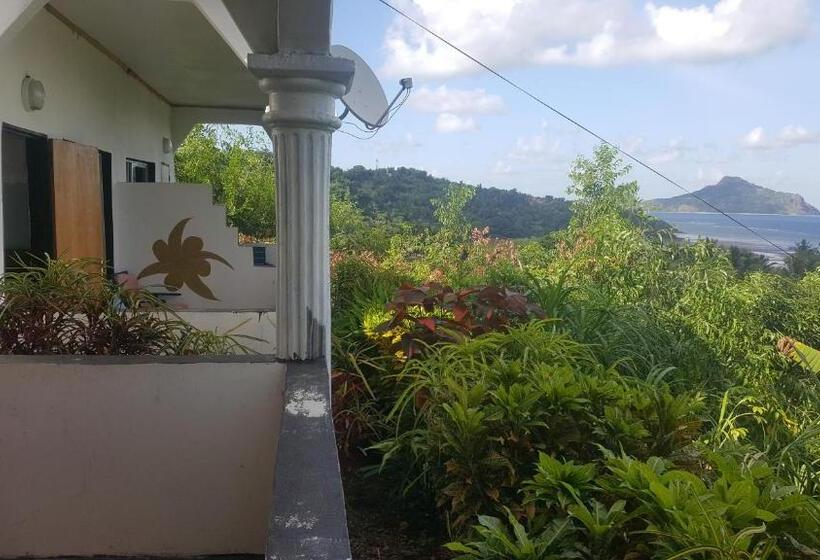 اتاق استاندارد با چشمانداز دریا, Mohéli Vanilla Lodge