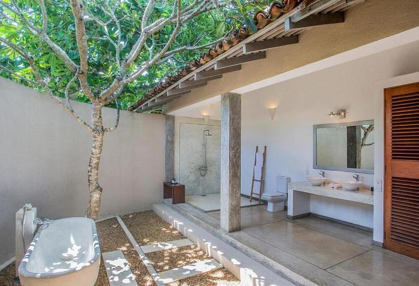 Suíte com Terraço, The Frangipani Tree By Edwards Collection