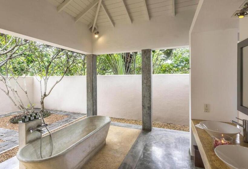 Suíte Vista Mar, The Frangipani Tree By Edwards Collection