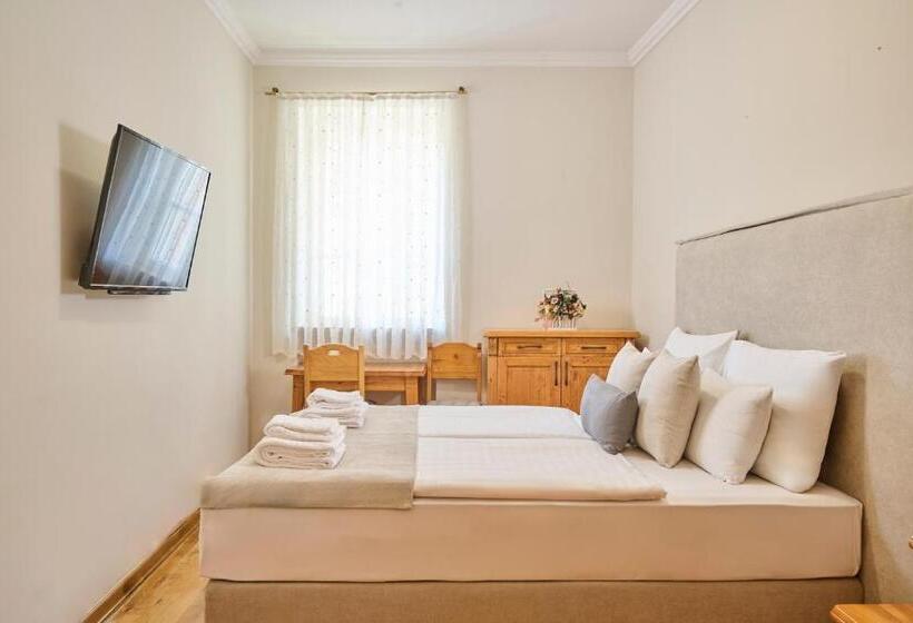 غرفة قياسية, Kadoor