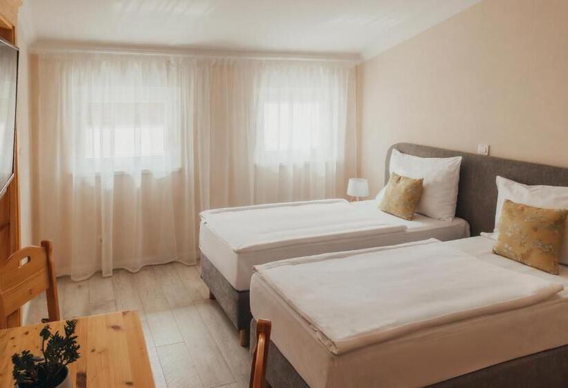 Люкс 2 Спальни, Kadoor