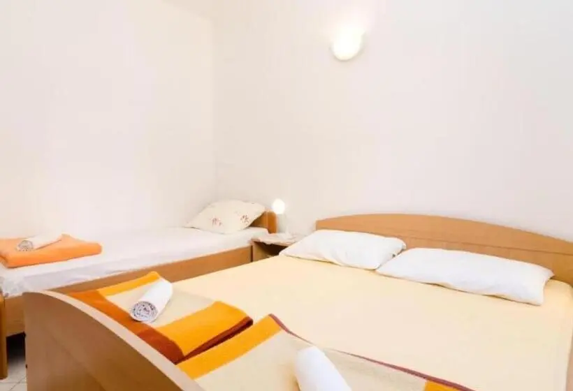 Standard room with outdoor bath, Guest House Sobra 38