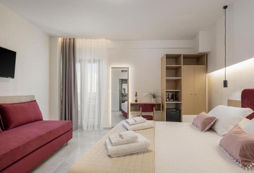 חדר סטנדרט לשלושה עם מרפסת, Marron Lifestyle