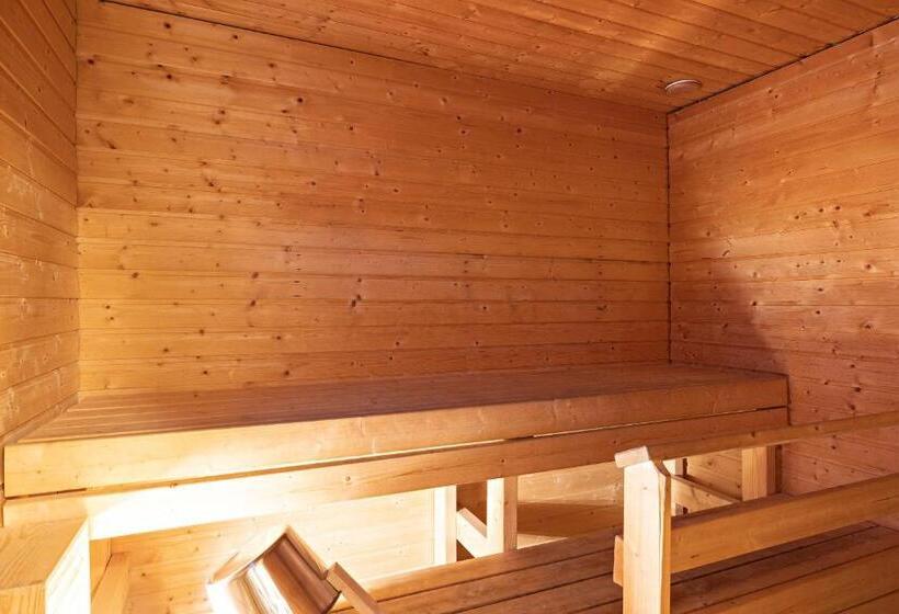 בקתה, Arctic River Resort