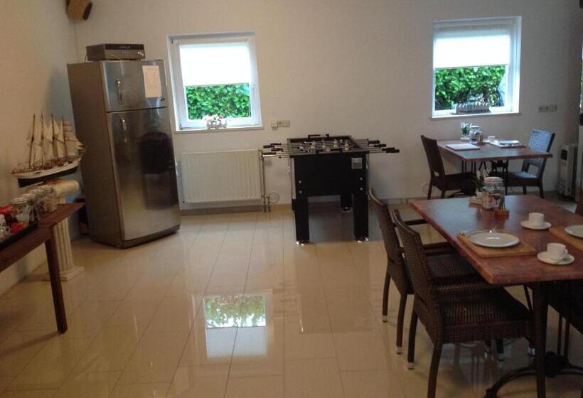 Номер Стандарт, B&b Het Witte Huis