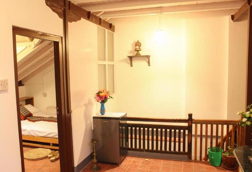 آپارتمان دوبلکس 1 خوابه, Hiranya Guest House