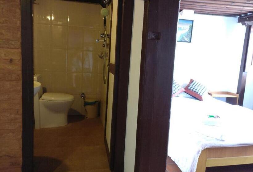 اتاق استاندارد, Hiranya Guest House