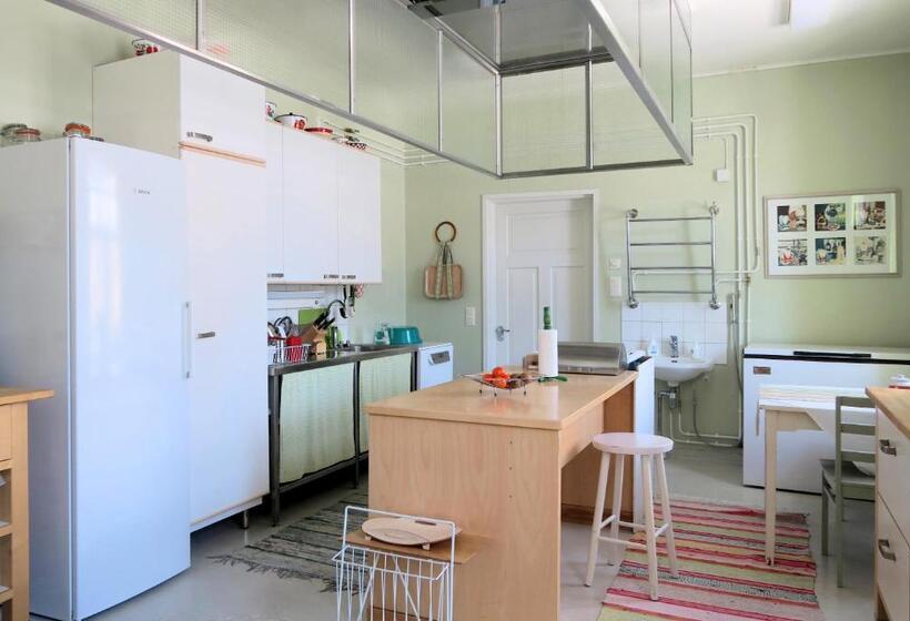 شقة غرفة نوم واحدة بالطابق الأرضى, Kuuksenkaari