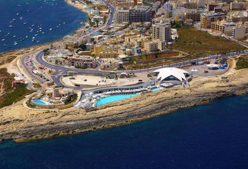 اتاق لوکس, Sunshine Court