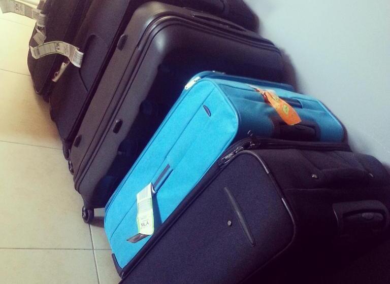 اتاق لوکس, Sunshine Court