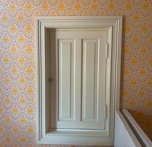 غرفة قياسية حمام مشترك, Wanhan Apteekin Majatalo