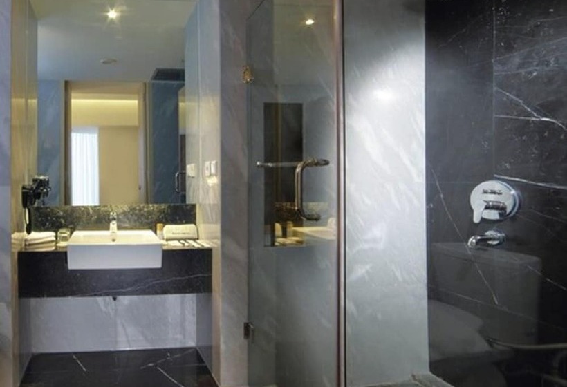 디럭스 룸, Brits Hotel Karawang