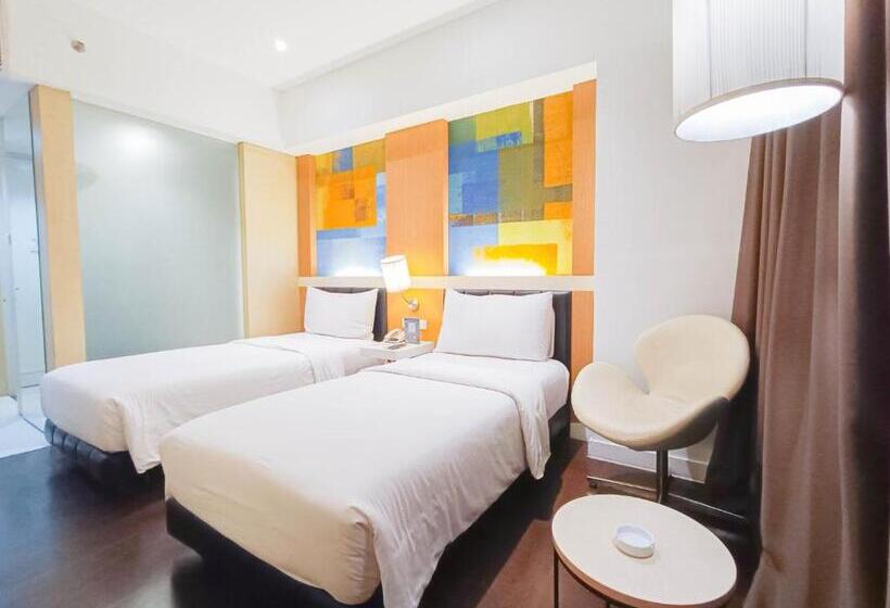 수피리어 룸, Brits Hotel Karawang