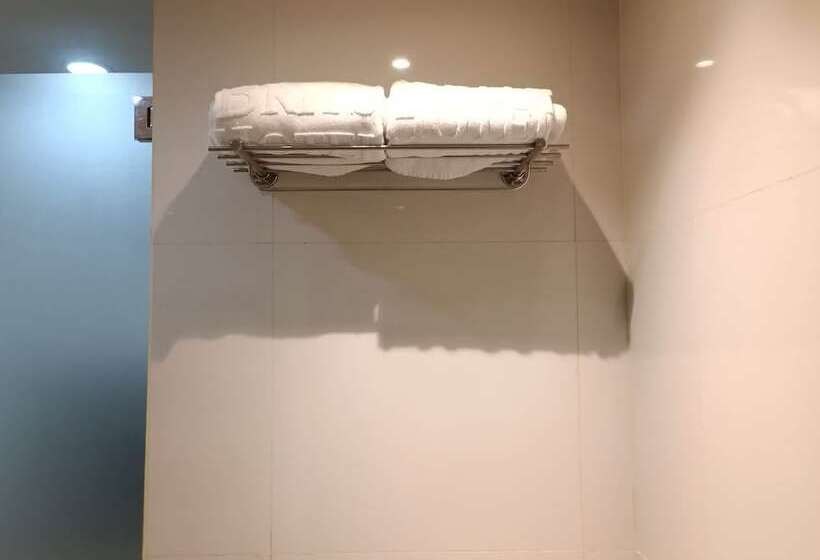 비즈니스룸, Brits Hotel Karawang