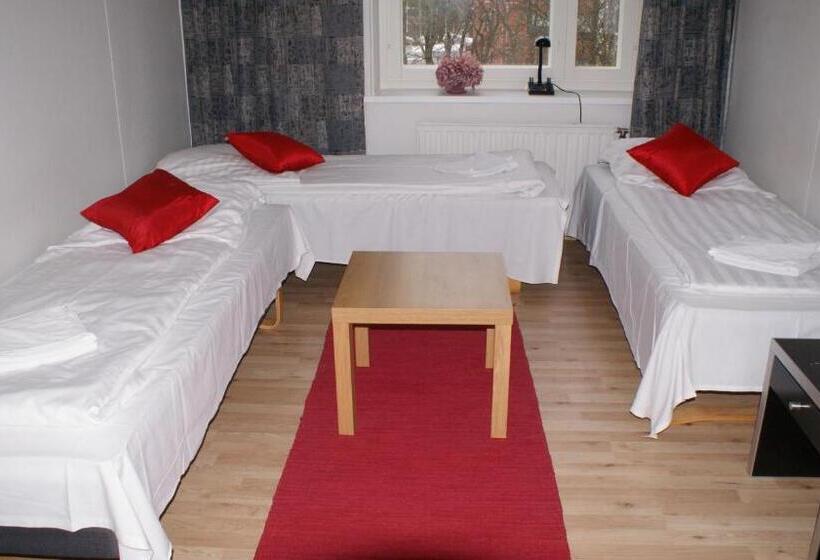 标准三人间共用浴室, Citimotel