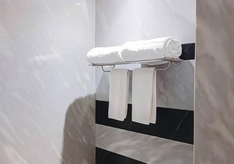 비즈니스룸, Brits Hotel Karawang