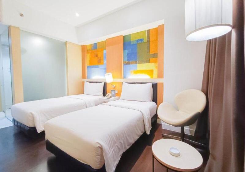 수피리어 룸, Brits Hotel Karawang