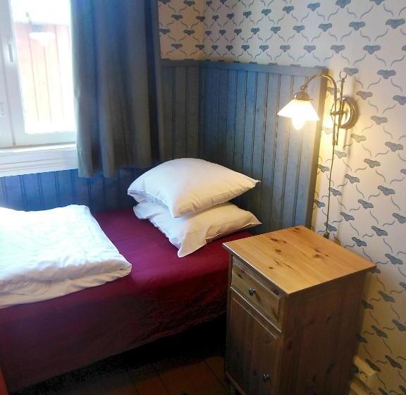 חדר סטנדרד יחיד חדר אמבטיה משותף, & Cafe Lanterna