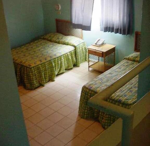 اتاق خانوادگی, Caribe