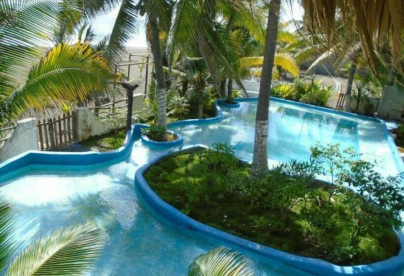 Triple Room Sea View, Marbella Eco Lodge