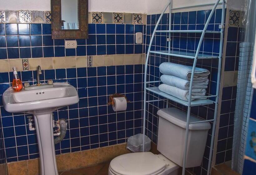 Triple Room Sea View, Marbella Eco Lodge