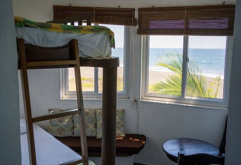 اتاق استاندارد چهار تخته با چشمانداز دریا, Marbella Eco Lodge