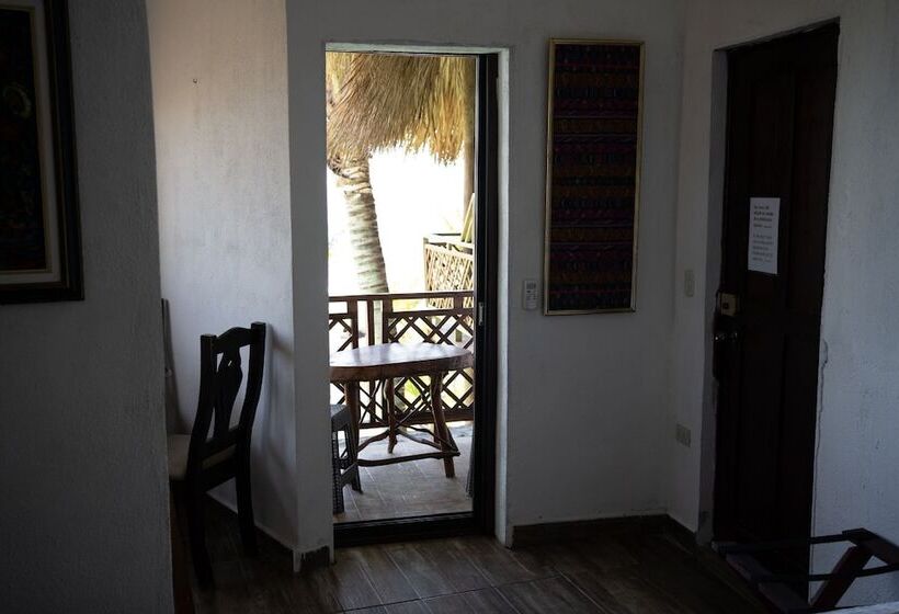 اتاق استاندارد چهار تخته با چشمانداز دریا, Marbella Eco Lodge