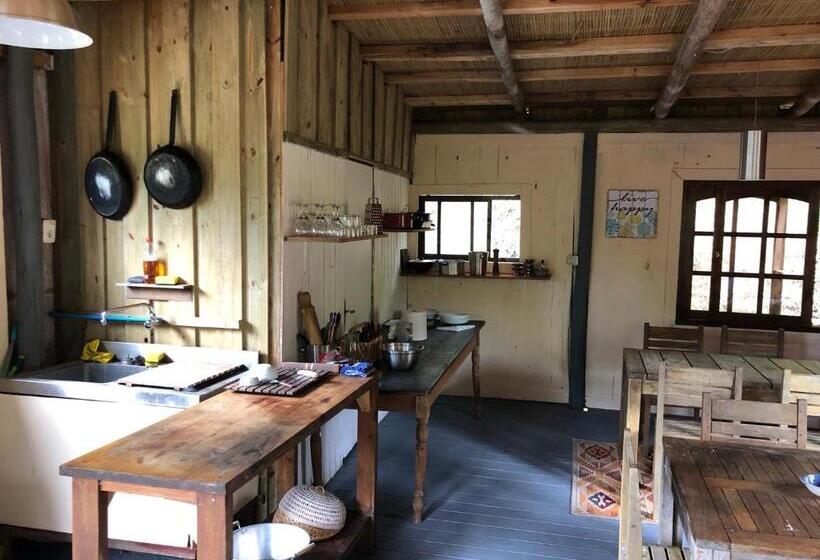 چادر با خدمات رفاهی استاندارد, Pueblo Barrancas