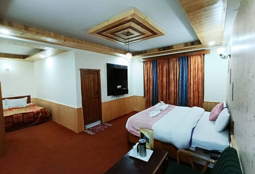 غرفة عائلية, Fabhotel Shandela Near Mall Road