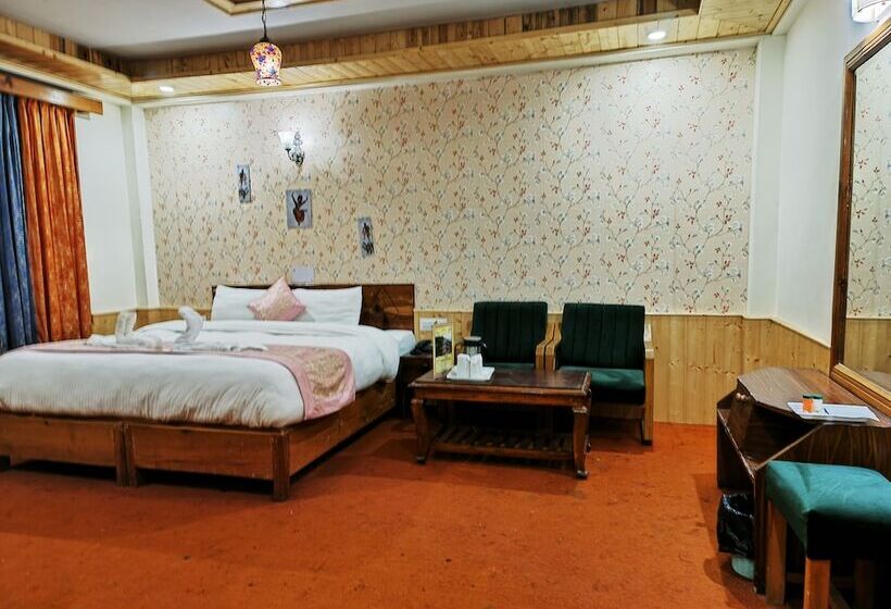 غرفة عائلية, Fabhotel Shandela Near Mall Road