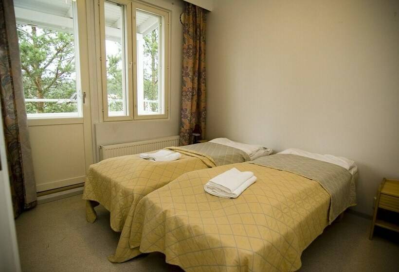 标准间, Summer Hotel Opera