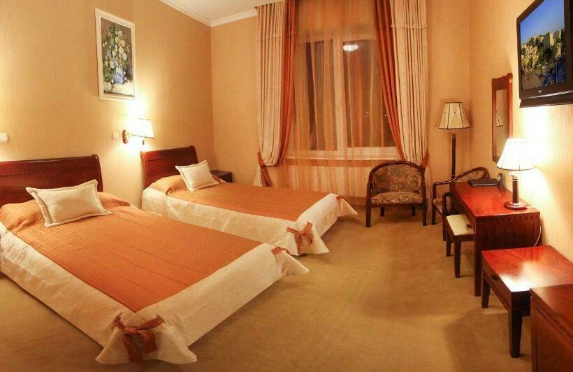 اتاق استاندارد, Tustan