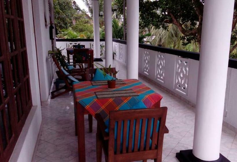 デラックスルーム, White Bridge House & Resort