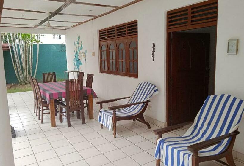 ガーデンビューの１ベッドルームビラ, White Bridge House & Resort