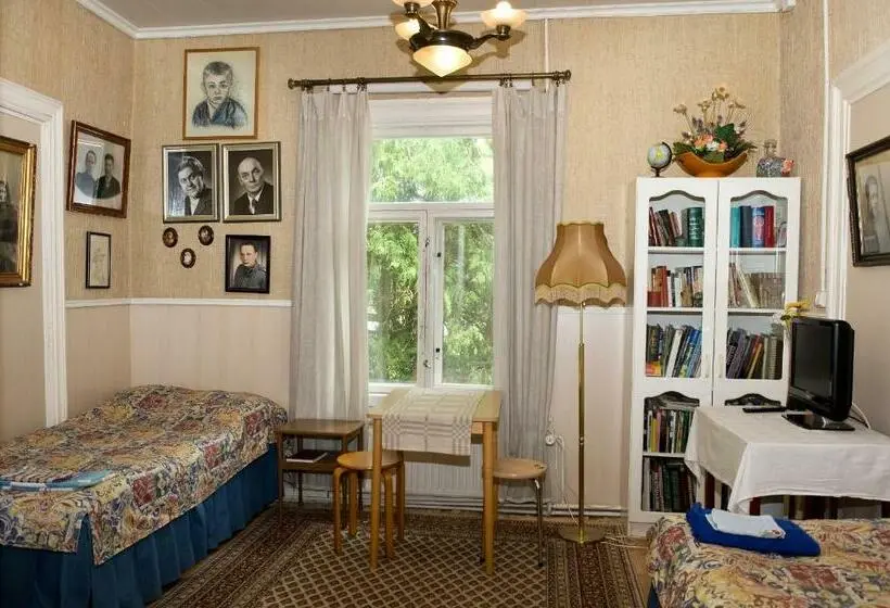 バス共有のスタンダードルーム, Kartano Hostel