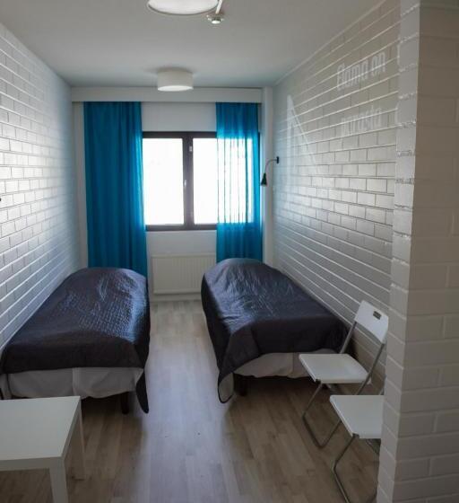 バス共有のスタンダードルーム, Outdoor Hostel Laajis